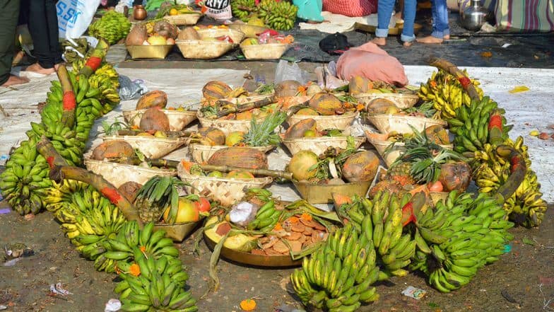Chhath Puja 2019 Date: छठ पूजा कब है? जानें नहाय-खाय, खरना, संध्या व उषा अर्घ्य की तिथि, छठ मैया और सूर्य देव की उपासना का महत्व Chhath Puja 2019 Date: छठ पूजा कब है? जानें नहाय-खाय, खरना, संध्या व उषा अर्घ्य की तिथि, छठ मैया और सूर्य देव की उपासना का महत्व