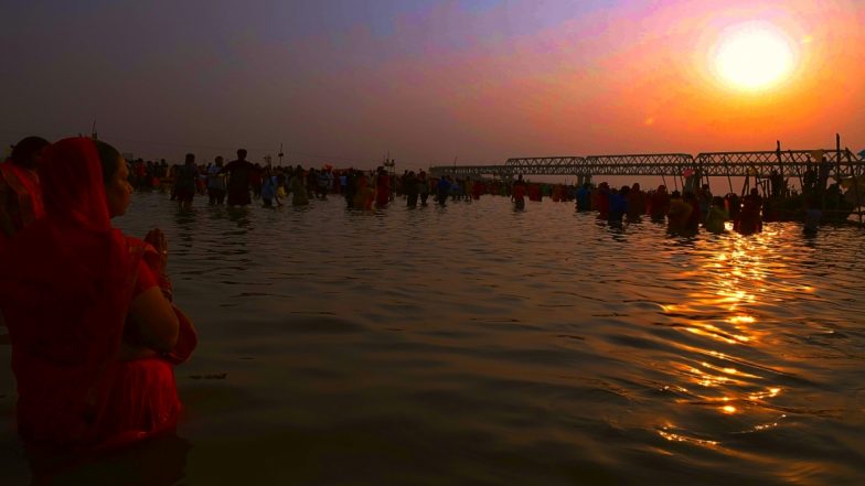 Chhath Puja 2019: पटना के छठ घाटों पर दलदल ने बढ़ाई परेशानी, तैयार हो रहे तालाब