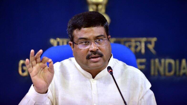 केंद्रीय पेट्रोलियम मंत्री धर्मेंद्र प्रधान ने कहा- भारत ने अनुच्छेद 370 को रद्द कर ऐतिहासिक गलती सुधारी केंद्रीय पेट्रोलियम मंत्री धर्मेंद्र प्रधान ने कहा- भारत ने अनुच्छेद 370 को रद्द कर ऐतिहासिक गलती सुधारी