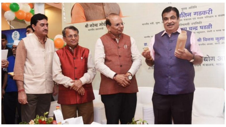 मोदी सरकार की अनोखी पहल, गाय के गोबर से बनाया गया साबुन- बांस से बनी पानी की बोतलें
