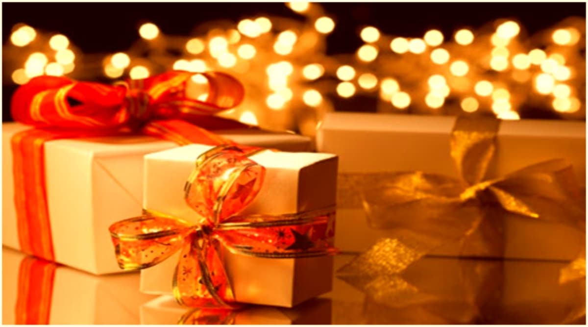 Diwali 2019 Gift Ideas: दिवाली के पर्व को बनाएं यादगार, इस शुभ अवसर पर अपने ऑफिस के दोस्तों को दें ये खास गिफ्ट Diwali 2019 Gift Ideas: दिवाली के पर्व को बनाएं यादगार, इस शुभ अवसर पर अपने ऑफिस के दोस्तों को दें ये खास गिफ्ट