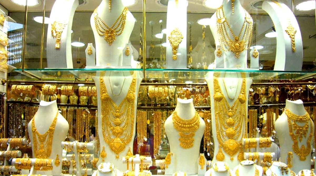 Diwali 2019 Dhanteras: इस धनतेरस बना रहे हैं सोना खरीदने का प्लान तो इन 5 बातों का रखें ध्यान Diwali 2019 Dhanteras: इस धनतेरस बना रहे हैं सोना खरीदने का प्लान तो इन 5 बातों का रखें ध्यान