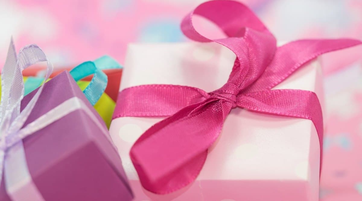 Diwali 2019 Gift Ideas Under 500: दिवाली पर अपने दोस्तों और परिवार वालों को दें खास उपहार, यहां है 500 रुपए से भी कम बजट वाले अनोखे गिफ्ट्स आइडियाज Diwali 2019 Gift Ideas Under 500: दिवाली पर अपने दोस्तों और परिवार वालों को दें खास उपहार, यहां है 500 रुपए से भी कम बजट वाले अनोखे गिफ्ट्स आइडियाज