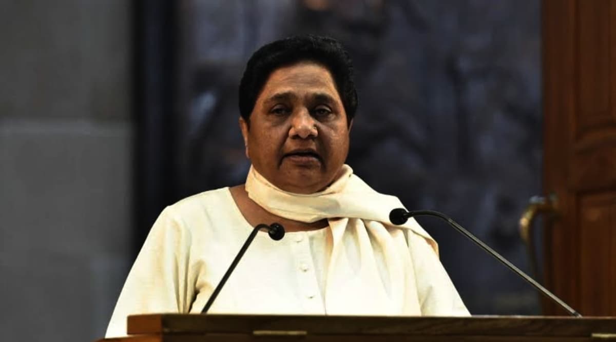 बीएसपी अध्यक्ष मायावती ने योगी सरकार पर साधा निशाना, कहा- फर्जी एनकाउंटर को लेकर जनता में रोष व बेचैनी बीएसपी अध्यक्ष मायावती ने योगी सरकार पर साधा निशाना, कहा- फर्जी एनकाउंटर को लेकर जनता में रोष व बेचैनी
