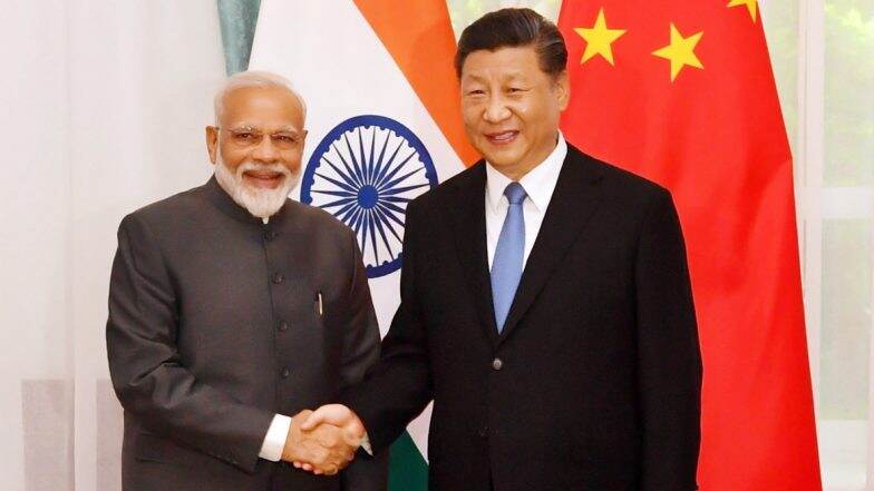 पीएम नरेंद्र मोदी और चीनी राष्ट्रपति शी जिनपिंग सम्मेलन में पहुंचे पत्रकारों को पुलिस वाहनों से ले जाया गया मीडिया सेंटर पीएम नरेंद्र मोदी और चीनी राष्ट्रपति शी जिनपिंग सम्मेलन में पहुंचे पत्रकारों को पुलिस वाहनों से ले जाया गया मीडिया सेंटर