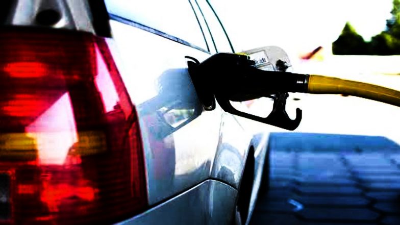 Petrol and Diesel Price 22nd October: पेट्रोल और डीजल की कीमतों में आई गिरावट, जानें क्या हैं आपके प्रमुख शहरों में दाम