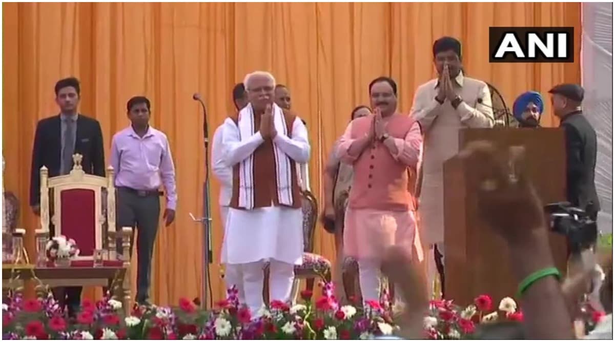 मनोहर लाल खट्टर दूसरी बार बने हरियाणा के मुख्यमंत्री, दुष्यंत चौटाला ने ली डिप्टी सीएम पद की शपथ मनोहर लाल खट्टर दूसरी बार बने हरियाणा के मुख्यमंत्री, दुष्यंत चौटाला ने ली डिप्टी सीएम पद की शपथ