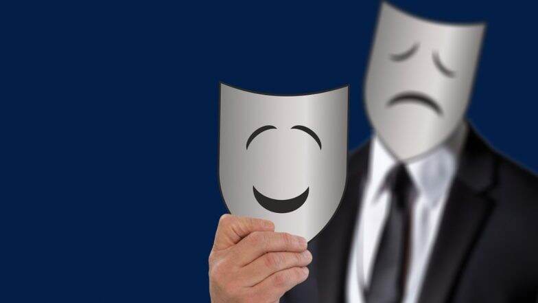 World Mental Health Day 2019: क्या है स्माइलिंग डिप्रेशन, विश्व मानसिक स्वास्थ्य दिवस पर जानें इस बीमारी के संकेत World Mental Health Day 2019: क्या है स्माइलिंग डिप्रेशन, विश्व मानसिक स्वास्थ्य दिवस पर जानें इस बीमारी के संकेत