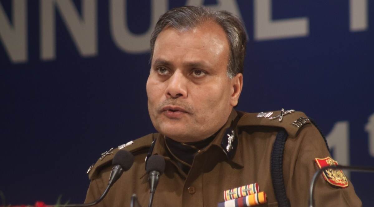 तीस हजारी कांड: दिल्ली के चर्चित पूर्व आला अफसर ने मांगा पुलिस कमिश्नर अमूल्य पटनायक से मांगा इस्तीफा तीस हजारी कांड: दिल्ली के चर्चित पूर्व आला अफसर ने मांगा पुलिस कमिश्नर अमूल्य पटनायक से मांगा इस्तीफा