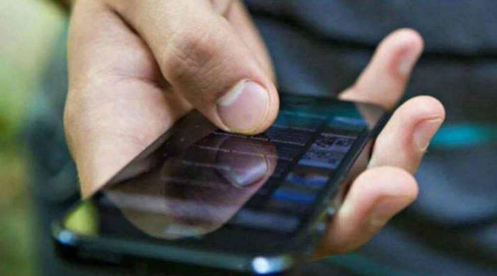 पत्नी ने पति पर यौन रूझान के बारे में जानकारी छिपाने और धोखा देने का आरोप लगाया