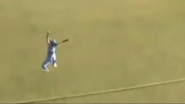 हरमनप्रीत कौर ने हवा में छलांग लगाते हुए पकड़ा एक हाथ से शानदार कैच, देखें वीडियो
