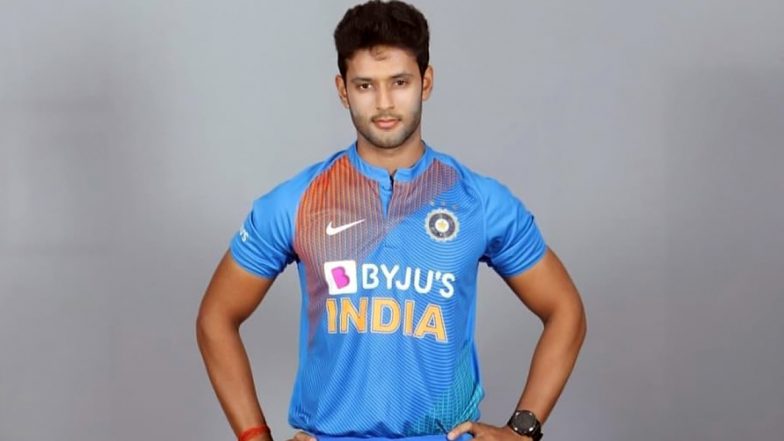 IPL 2021: RCB से बाहर होते ही चमके Shivam Dube, लगाए 10 छक्के, पढ़ें पूरी खबर