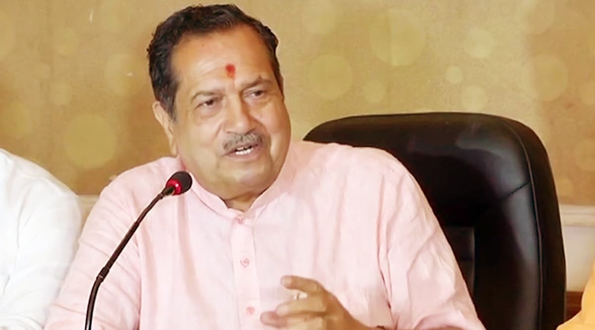 RSS के वरिष्ठ नेता इंद्रेश कुमार ने कहा- तीन तलाक पर दंगा नहीं हुआ तो अयोध्या पर भी नहीं होगा RSS के वरिष्ठ नेता इंद्रेश कुमार ने कहा- तीन तलाक पर दंगा नहीं हुआ तो अयोध्या पर भी नहीं होगा