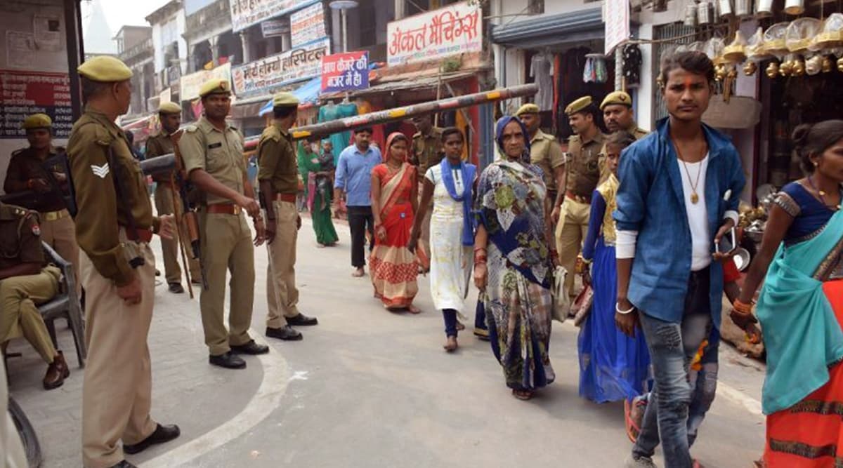 अयोध्या मामले में सुप्रीम कोर्ट के फैसले से पहले केंद्र ने राज्यों से अलर्ट रहने को कहा अयोध्या मामले में सुप्रीम कोर्ट के फैसले से पहले केंद्र ने राज्यों से अलर्ट रहने को कहा