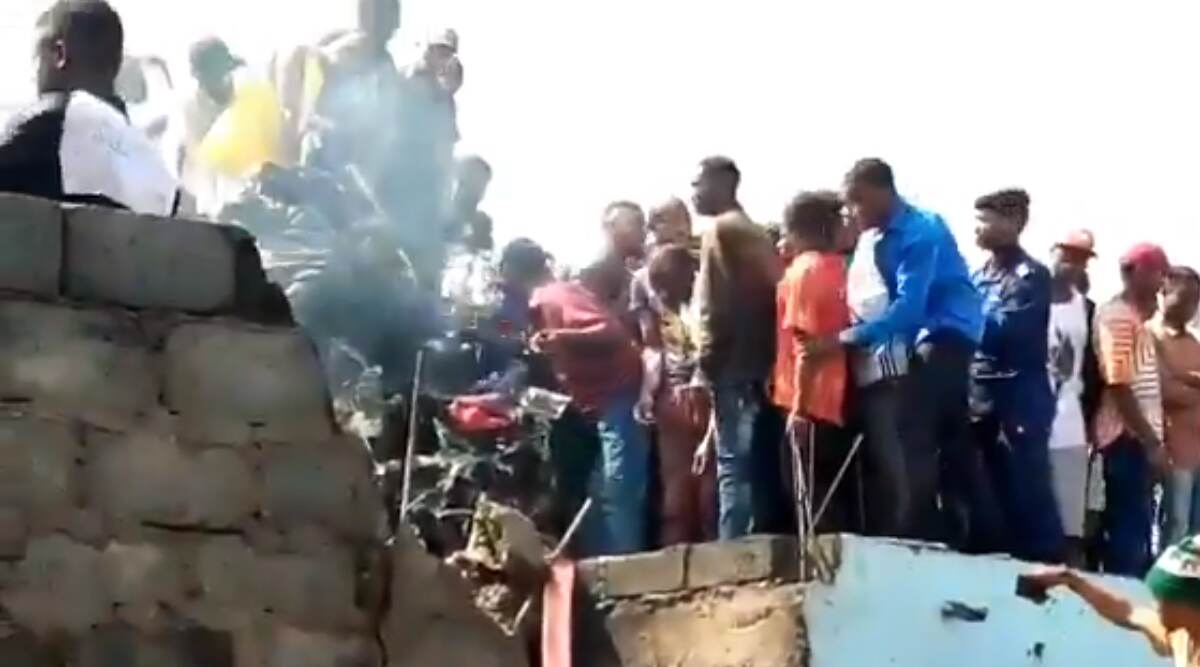 कांगो के गोमा शहर में विमान के दुर्घटनाग्रस्त होने से 18 लोगों की मौत कांगो के गोमा शहर में विमान के दुर्घटनाग्रस्त होने से 18 लोगों की मौत