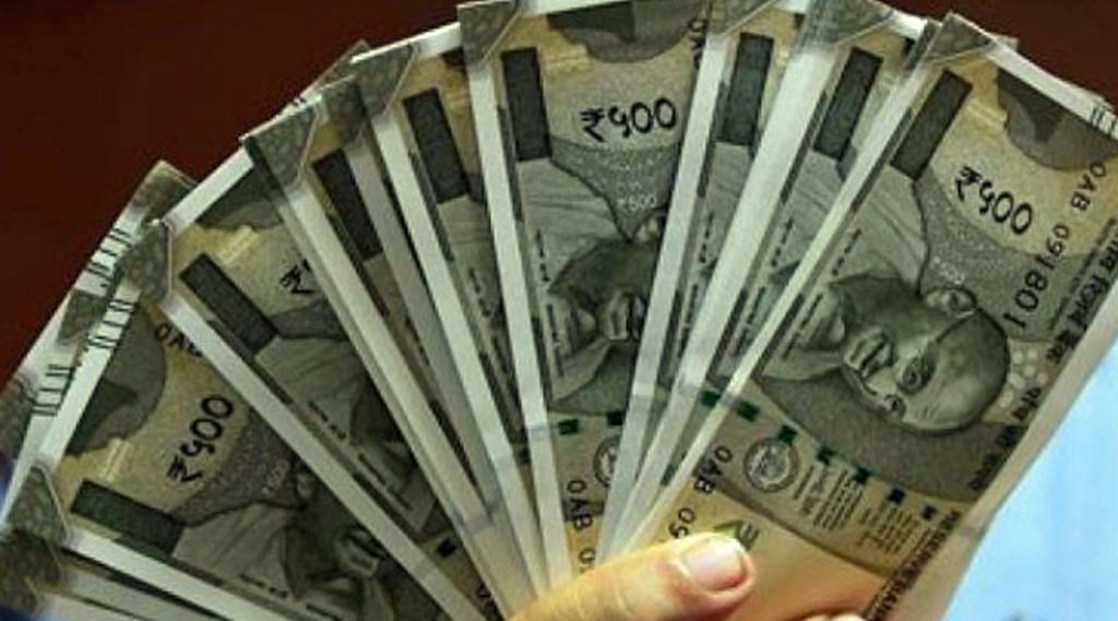 केंद्र सरकार के कर्मचारी सैलरी के साथ ऐसे पा सकते है और 4500 रुपये