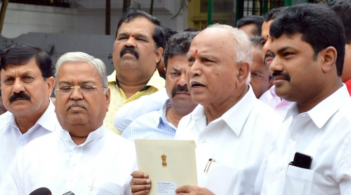 Karnataka By-Elections 2019: कर्नाटक में 15 सीटों के उपचुनाव बीजेपी के लिए क्यों मायने रखते हैं? Karnataka By-Elections 2019: कर्नाटक में 15 सीटों के उपचुनाव बीजेपी के लिए क्यों मायने रखते हैं?