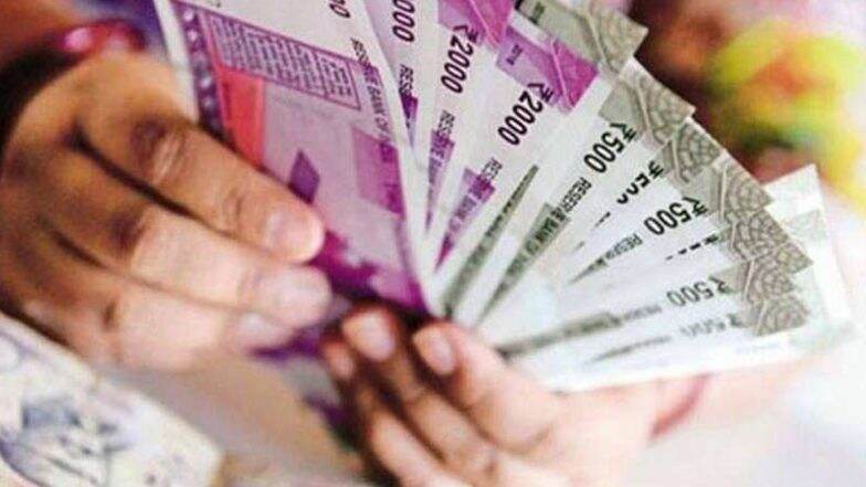 7th Pay Commission: рдмрдЬрдЯ-2020 рдкрд░ рдХреЗрдВрджреНрд░реАрдп рдХрд░реНрдордЪрд╛рд░рд┐рдпреЛрдВ рдХреЛ рдорд┐рд▓ рд╕рдХрддреА рд╣реИ рдЧреБрдб рдиреНрдпреВрдЬ, DA рдореЗрдВ рд╣реЛ рд╕рдХрддреА рд╣реИ рдЗрддрдиреА рдмреЭреЛрддрд░реА