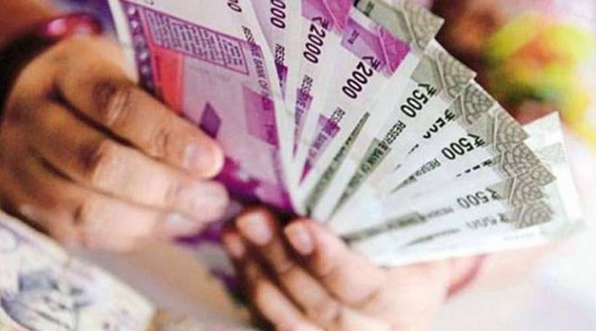 7th Pay Commission: इस वजह से सिर्फ इन सरकारी कर्मचारियों को मिलेगा 17% बढ़ा हुआ डीए 7th Pay Commission: इस वजह से सिर्फ इन सरकारी कर्मचारियों को मिलेगा 17% बढ़ा हुआ डीए
