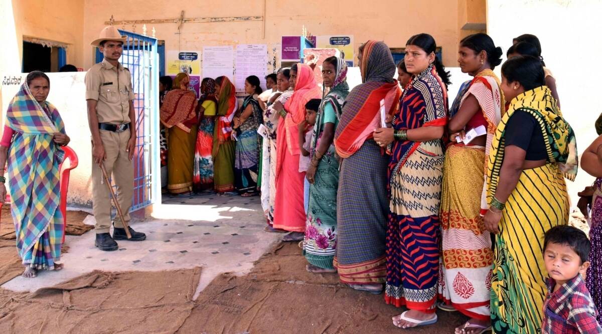 कर्नाटक उपचुनाव 2019: भारतीय जनता पार्टी के दो सदस्यों को किया निष्कासित कर्नाटक उपचुनाव 2019: भारतीय जनता पार्टी के दो सदस्यों को किया निष्कासित