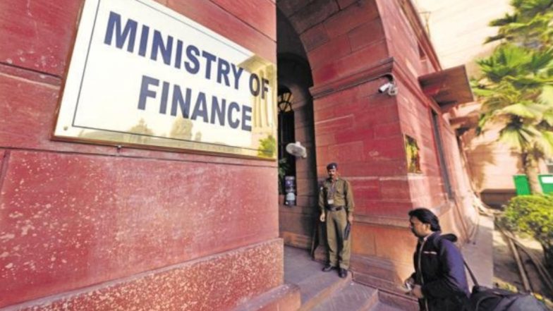 स्विस बैंक में भारतीयों के खातों की जानकारी नहीं दे सकती सरकार- वित्त मंत्रालय