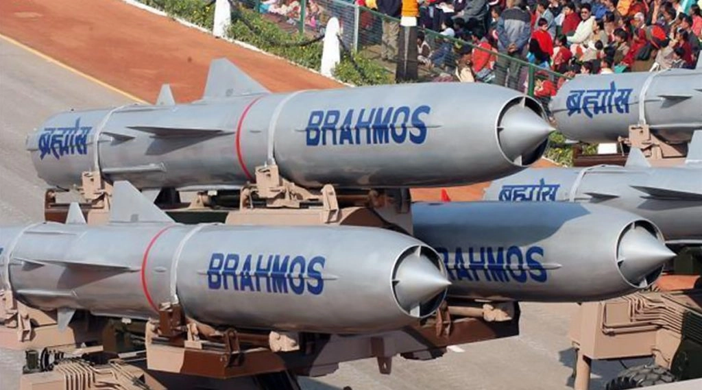 यूपी के इस शहर में बनेगी ब्रह्मोस मिसाइल, करीब 10 हजार लोगों को मिलेगा रोजगार
