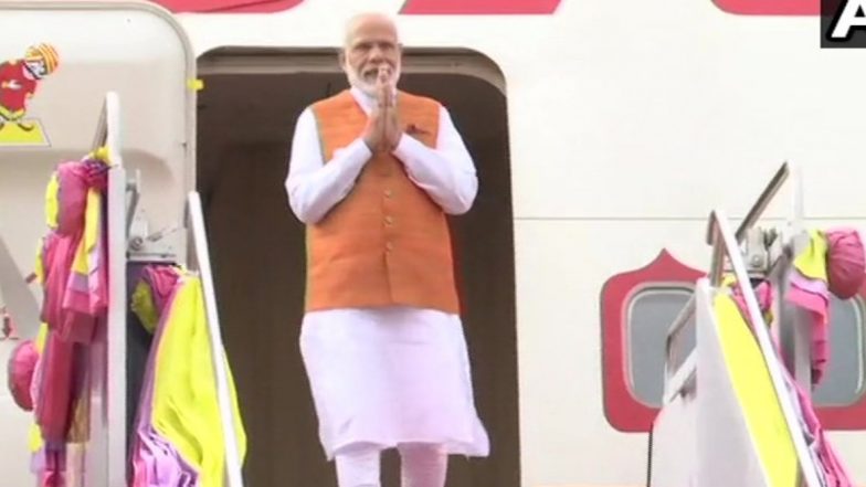 प्रधानमंत्री नरेंद्र मोदी तीन दिन की यात्रा पर पहुंचे बैंकाक, RCEP की तीसरी शिखर बैठक में लेंगे भाग