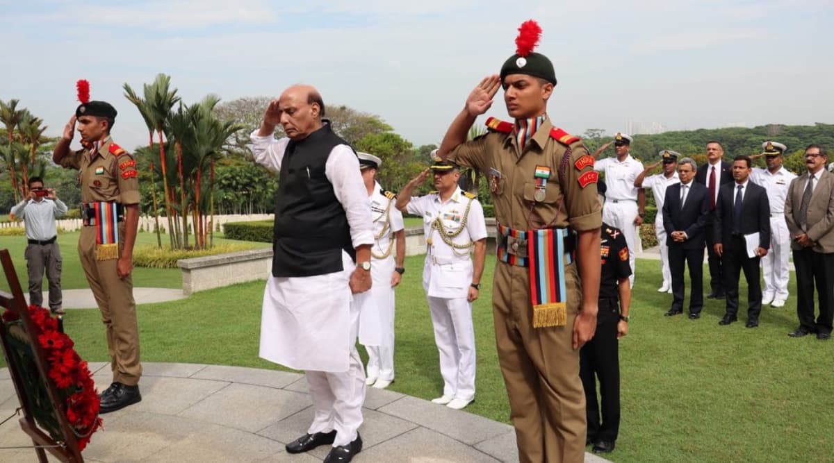 केंद्रीय रक्षा मंत्री राजनाथ सिंह ने क्रांजी युद्ध स्मारक का किया दौरा, द्वितीय विश्वयुद्ध में मारे गए लोगों को दी श्रद्धांजलि केंद्रीय रक्षा मंत्री राजनाथ सिंह ने क्रांजी युद्ध स्मारक का किया दौरा, द्वितीय विश्वयुद्ध में मारे गए लोगों को दी श्रद्धांजलि