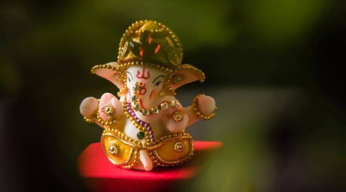 Vinayak Chaturhi 2019: मार्गशीर्ष मास की विनायक चतुर्थी है बेहद खास, कार्यों में सफलता पाने के लिए इस विधि से करें गणपति की पूजा, जानें शुभ मुहूर्त और महत्व Vinayak Chaturhi 2019: मार्गशीर्ष मास की विनायक चतुर्थी है बेहद खास, कार्यों में सफलता पाने के लिए इस विधि से करें गणपति की पूजा, जानें शुभ मुहूर्त और महत्व