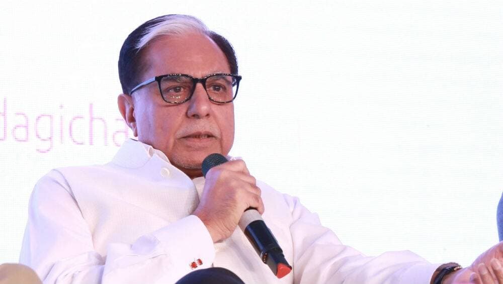 सुभाष चंद्रा ने जी एंटरटेनमेंट इंटरप्राइजेज के चेयरमैन पद से इस्तीफा दिया सुभाष चंद्रा ने जी एंटरटेनमेंट इंटरप्राइजेज के चेयरमैन पद से इस्तीफा दिया
