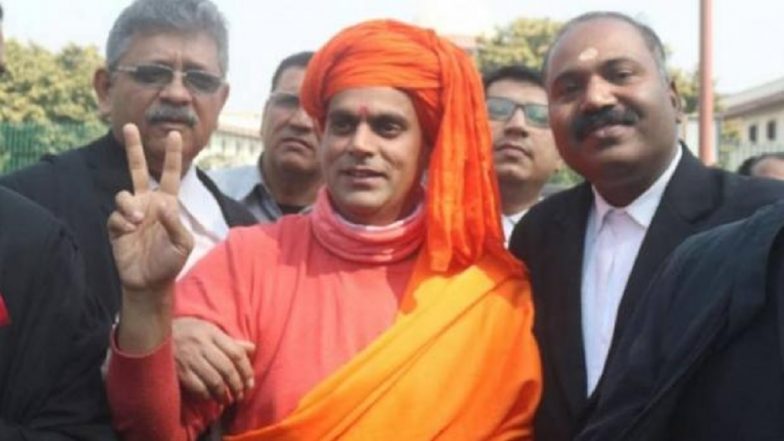 जय श्री राम कहें और जेएनयू में सस्ती फीस लें: स्वामी चक्रपाणि