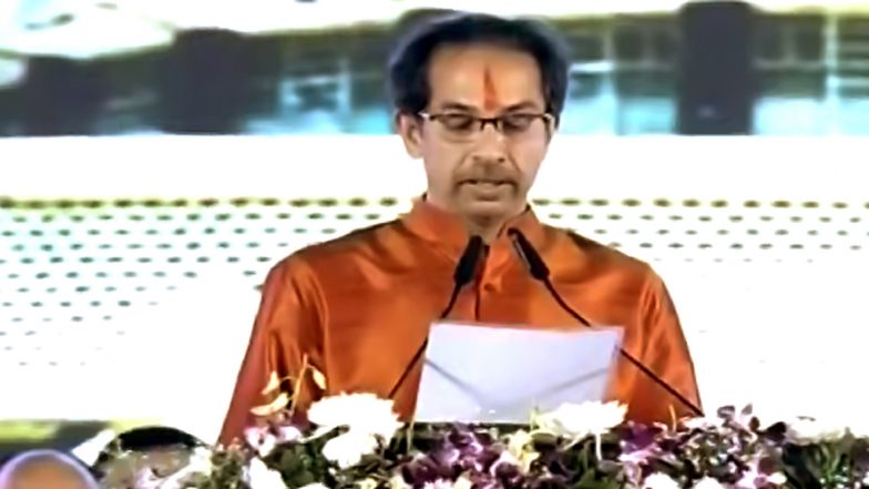 शिवाजी पार्क में उद्धव ठाकरे ने ली मुख्यमंत्री पद की शपथ, शिवसेना, NCP और कांग्रेस के 2-2 नेता बने मंत्री