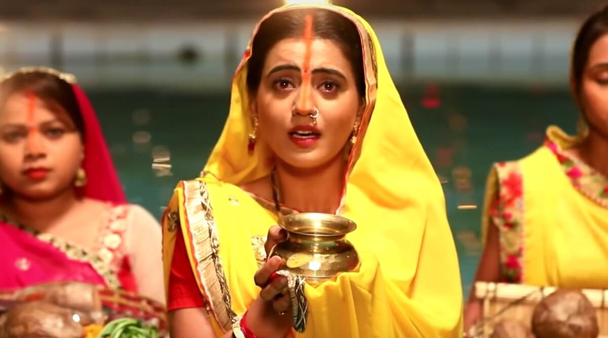 Chhath Puja Geet 2019: अक्षरा सिंह-पवन सिंह के इन छठ पूजा गीतों के साथ मनाएं ये पावन त्योहार Chhath Puja Geet 2019: अक्षरा सिंह-पवन सिंह के इन छठ पूजा गीतों के साथ मनाएं ये पावन त्योहार