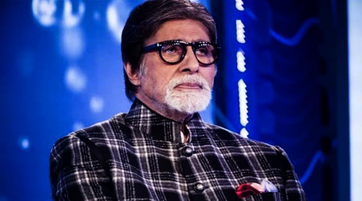 महानायक अमिताभ बच्चन की फिल्म 'झुंड' के निर्माताओं को लगा कॉपीराइट, हैदराबाद के एक फिल्मकार नंदी चिन्नी कुमार ने भेजा कानूनी नोटिस महानायक अमिताभ बच्चन की फिल्म 'झुंड' के निर्माताओं को लगा कॉपीराइट, हैदराबाद के एक फिल्मकार नंदी चिन्नी कुमार ने भेजा कानूनी नोटिस