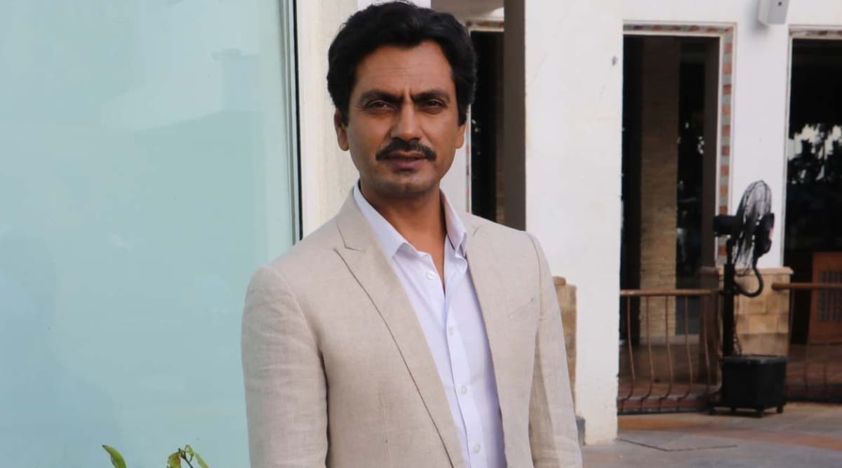 बॉलीवुड में छोटे-मोटे किरदारों से अपने करियर की शुरुआत करवाले नवाजुद्दीन सिद्दीकी ने दिया बड़ा बयान, कहा- स्टार, सुपरस्टार, मेगास्टार जैसे तमगों में यकीन नहीं बॉलीवुड में छोटे-मोटे किरदारों से अपने करियर की शुरुआत करवाले नवाजुद्दीन सिद्दीकी ने दिया बड़ा बयान, कहा- स्टार, सुपरस्टार, मेगास्टार जैसे तमगों में यकीन नहीं