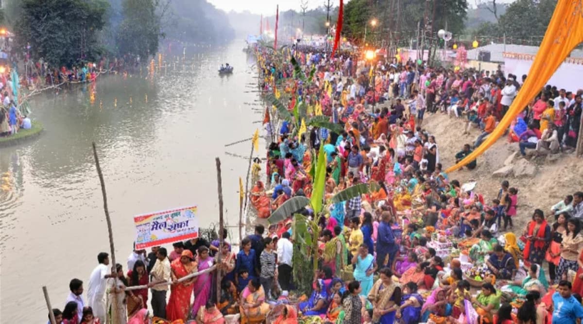 Chhath Puja 2019: आज छठ महापर्व पर दिल्ली में घाटों पर जुट सकती है 10 लाख की भीड़ Chhath Puja 2019: आज छठ महापर्व पर दिल्ली में घाटों पर जुट सकती है 10 लाख की भीड़