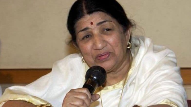 Lata Mangeshkar Health Update: स्वर कोकिला की हालत स्थिर, अब भी अस्पताल में Lata Mangeshkar Health Update: स्वर कोकिला की हालत स्थिर, अब भी अस्पताल में