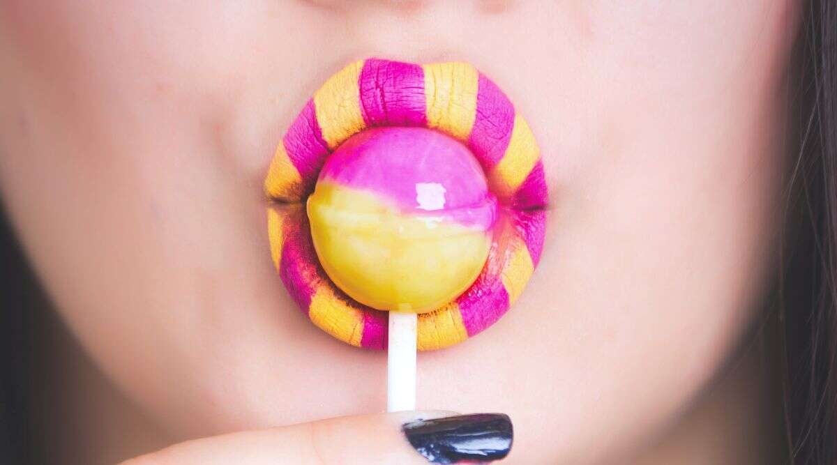 Food During Sex: व्हीप्ड क्रीम से स्ट्रॉबेरी तक लवमेकिंग के दौरान इन खाद्यपदार्थों का करें इस्तेमाल Food During Sex: व्हीप्ड क्रीम से स्ट्रॉबेरी तक लवमेकिंग के दौरान इन खाद्यपदार्थों का करें इस्तेमाल