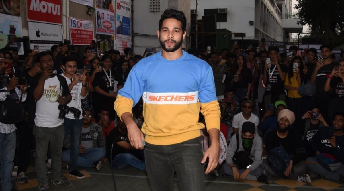 मैं चाहता हूं कि मेरे दर्शक मेरे साथ बड़े हों, मेरा टेस्ट शेयर करें : सिद्धान्त चतुर्वेदी मैं चाहता हूं कि मेरे दर्शक मेरे साथ बड़े हों, मेरा टेस्ट शेयर करें : सिद्धान्त चतुर्वेदी