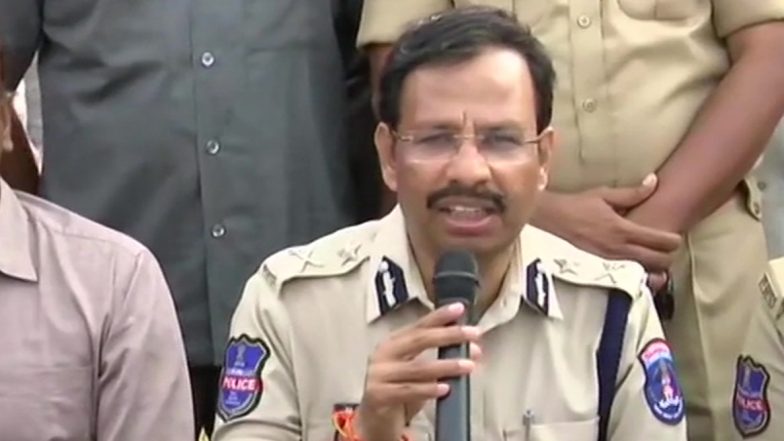 हैदराबाद एनकाउंटर पर बोली पुलिस-आरोपियों ने हथियार छीनकर किया हमला, सरेंडर करने को नहीं थे तैयार इसीलिए करनी पड़ी जवाबी कार्रवाई