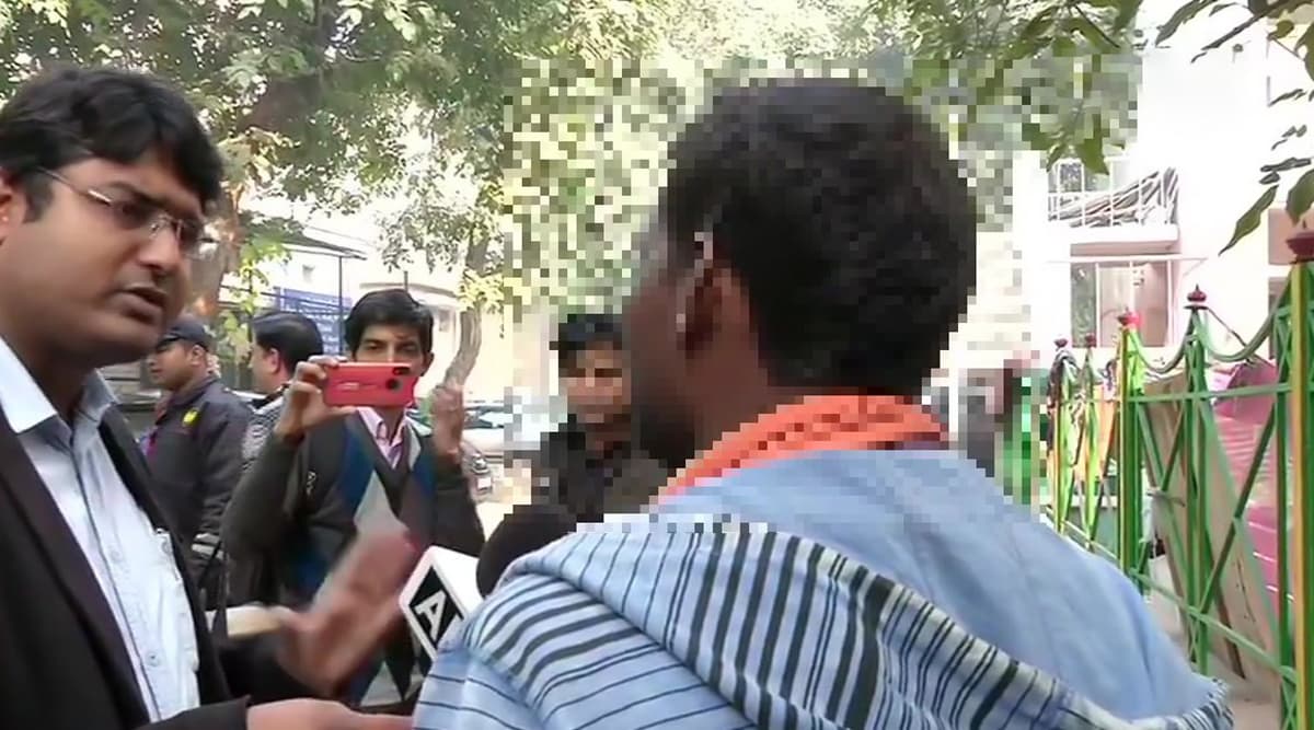 उन्नाव रेप पीड़िता की मौत के बाद भाई ने की इंसाफ की मांग, कहा- पांचों आरोपियों को हो मौत की सजा उन्नाव रेप पीड़िता की मौत के बाद भाई ने की इंसाफ की मांग, कहा- पांचों आरोपियों को हो मौत की सजा