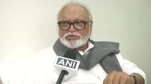 राहुल गांधी के बयान के बाद एनसीपी नेता छगन भुजबल ने BJP को लिया आड़े हाथ, कहा- सावरकर गाय को मां नहीं मानते थे राहुल गांधी के बयान के बाद एनसीपी नेता छगन भुजबल ने BJP को लिया आड़े हाथ, कहा- सावरकर गाय को मां नहीं मानते थे