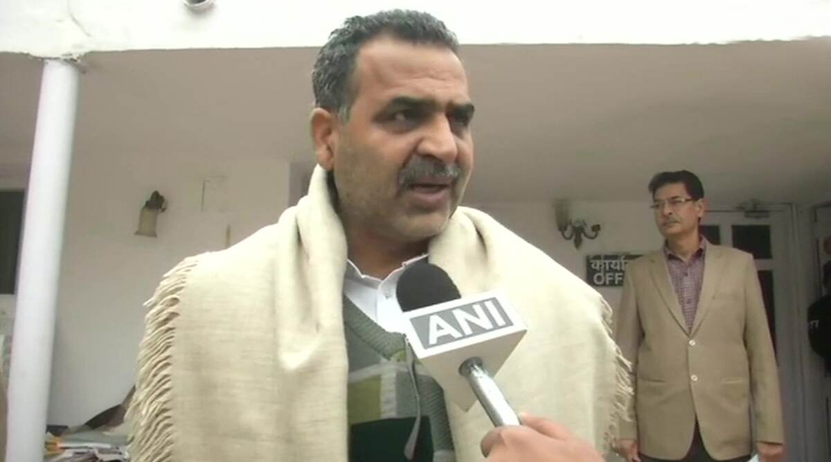 केंद्रीय मंत्री संजीव बालयान ने प्रियंका गांधी वाड्रा पर कसा तंज, कहा- मीडिया कवरेज के लिए किया सब केंद्रीय मंत्री संजीव बालयान ने प्रियंका गांधी वाड्रा पर कसा तंज, कहा- मीडिया कवरेज के लिए किया सब