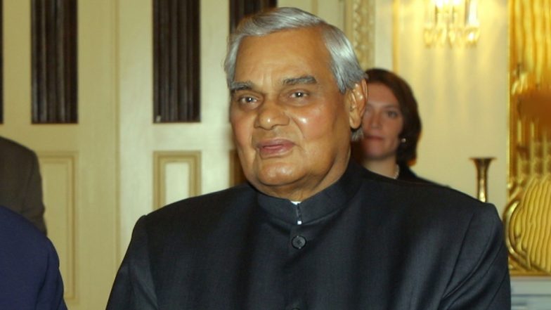 लखनऊ: पूर्व प्रधानमंत्री अटल बिहारी वाजपेयी जयंती पर गरीबों के लिए स्वास्थ्य मेला का किया जाएगा आयोजन