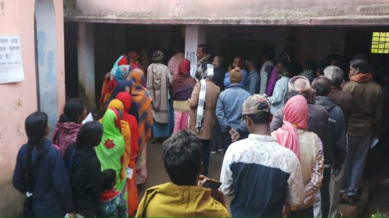झारखंड विधानसभा चुनाव 2019: शुरुआती 2 घंटे में 12.01 प्रतिशत मतदान दर्ज