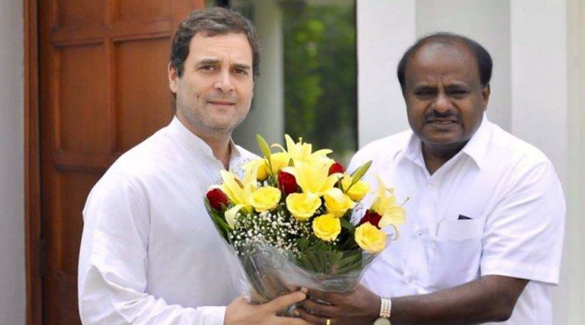 Karnataka By-Elections 2019: चुनाव के बाद बीजेपी को रोकने के लिए कांग्रेस और जेडीएस फिर मिला सकते हैं हाथ Karnataka By-Elections 2019: चुनाव के बाद बीजेपी को रोकने के लिए कांग्रेस और जेडीएस फिर मिला सकते हैं हाथ