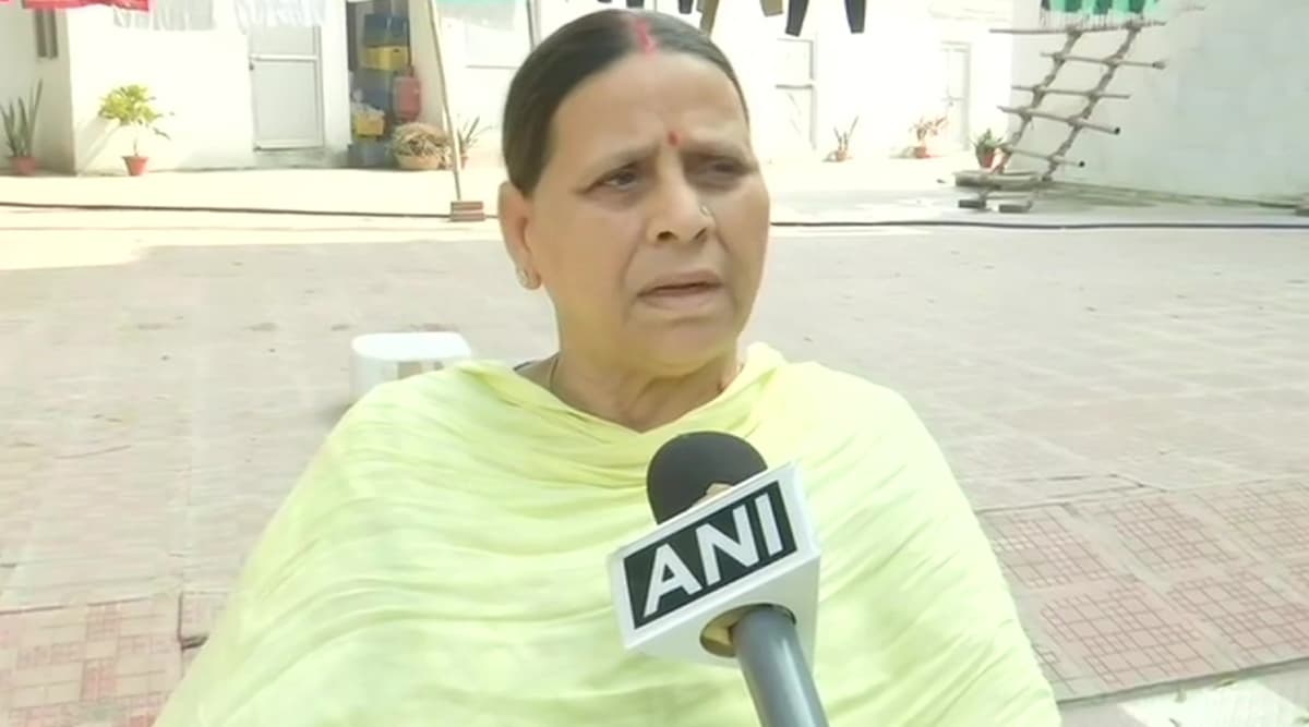 राबड़ी देवी ने हैदराबाद एनकाउंटर का किया समर्थन, कहा- महिलाओं के खिलाफ बिहार में भी बढ़ रहा अपराध, चुप बैठी है नीतीश सरकार
