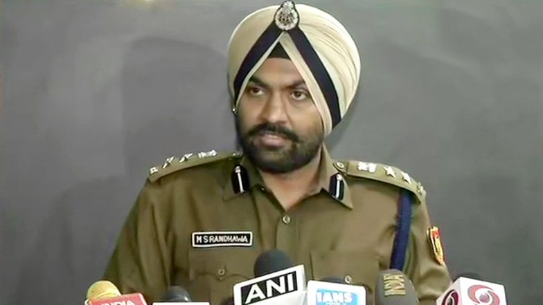 कोरोना संकट के चलते दिल्ली पुलिस की अपील-रोजे और नमाज के दौरान घर से बाहर न निकलें और लॉकडाउन का पालन करें