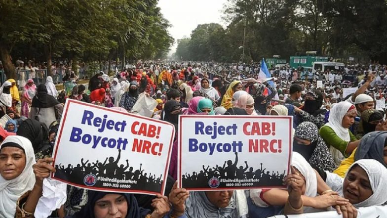 ग्रेटर नोएडा: सरकारी कर्मचारियों को NRC वाले समझ ग्रामीणों ने बनाया बंधक, 41 के खिलाफ केस दर्ज