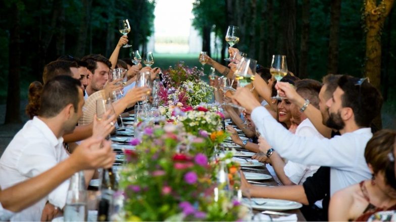 New Year 2020 Celebration Ideas: नए साल के पहले की आखिरी शाम को बनाएं यादगार, दोस्तों और परिवार वालों के साथ न्यू ईयर ऐसे करें सेलिब्रेट